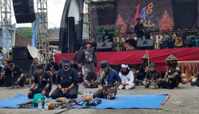 Ayu Tingting Ucapkan Selamat Milangkala Sodong