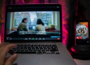 MAXstream Rilis “Merindu Cahaya de Amstel”, Mengungkap Kisah Nyata Seorang Mualaf