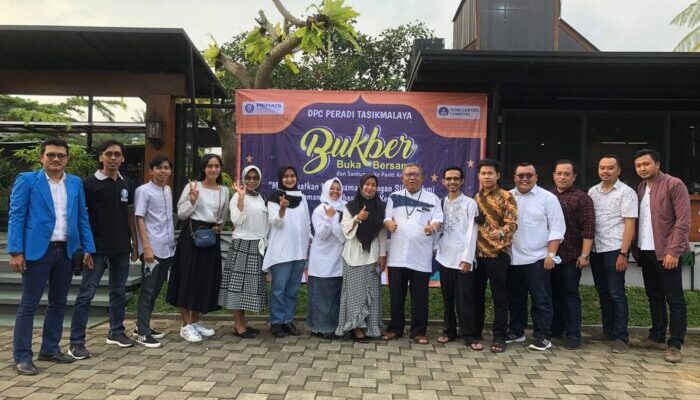 Young Lawyer Club Tasik Gagas Buka Puasa Peradi dengan Yatim Piatu