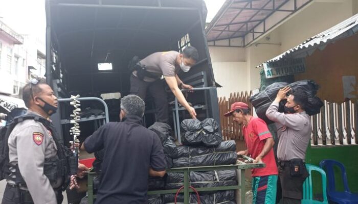 Brimob Amankan Jalan Babakan Selakaso Tasik, Usai Polisi Temukan Ini
