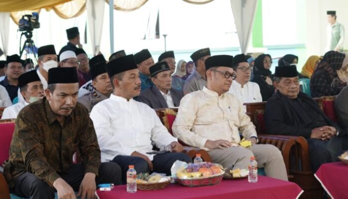 Kang Ace Hadiri Halal bi Halal Keluarga Alumni Cipasung