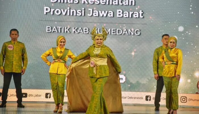 Enam Jenis Motif Batik Kasumedangan Dipamerkan di Bandung