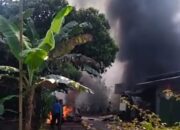 Percikan Api Mesin Las Menyambar Bensin, Satu Bengkel Terbakar di Malaganti