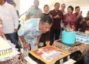 Rayakan Ulang Tahun ke-74, Bos Persib Puji Sang Istri: Saya Berusaha Berbuat Baik dan Terbaik