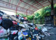 Bingung Buang Sampah Besar Seperti Kasur dan Lemari, Ini Solusinya