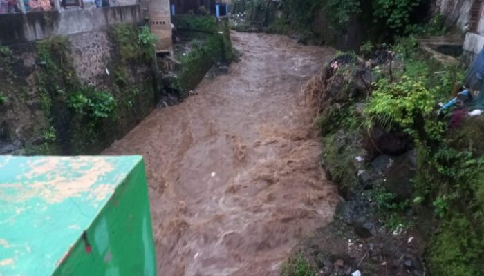 Warga Cianjur Hilang Terseret Arus Sungai Saat Menjala Ikan