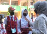 Siswa di Kota Bandung Sambut Tahun Ajaran Baru