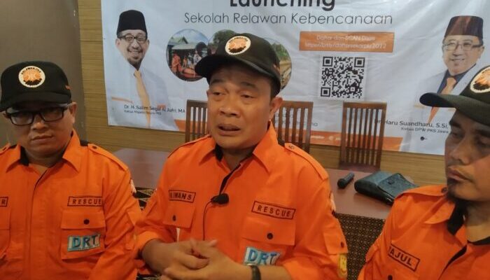 PKS Jabar Dirikan Sekolah Relawan Kebencanaan