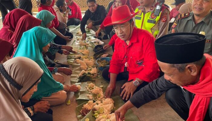 Bupati Cianjur Ngantor di Desa, “Ngaliwet”