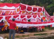 Agustus Normal, Pedagang Bendera Senang