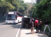 Kecelakaan di Jalur Gentong, Mobil Boks Tersungkur