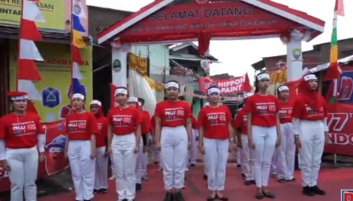 Gapura Merah Putih RW 01 Desa Cikeruh Terbaik Nasional