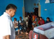 Pj Bupati Maybrat Melayat ke Rumah Duka Yustus Lek, Kepala Kampung Mirafan