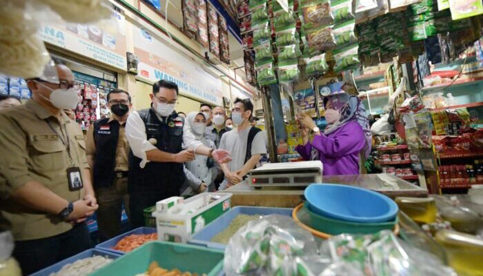 Emil, Harga Kebutuhan Pokok Stabil