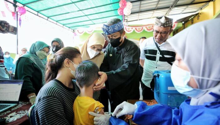 Pemkot Bandung Targetkan Vaksin pada Bulan Imunisasi Anak Nasional 95 Persen