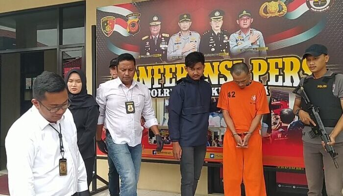 Lagi Mabuk Merasa Disindir, AH Tebas AF Berkali-kali