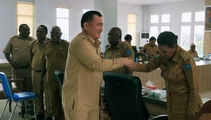 Pj. Bupati Maybrat Dorong Kapasitas Kepala Distrik, Tampung Aspirasi Warga