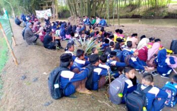 Bersih-bersih Sungai