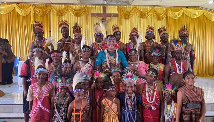 Pj. Bupati Ajak Masyarakat Perkuat Kebersamaan untuk Membangun Maybrat