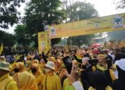 Belasan Ribu Orang Ikuti Jalan Santai, Digelar DPD Partai Golkar Jabar 