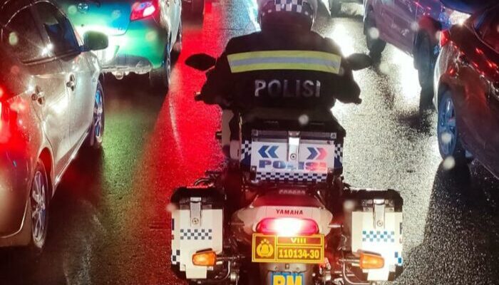 23 Orang Jemaah Umrah Asal Cianjur Batal Terbang, Lapor ke Ridwan Kamil