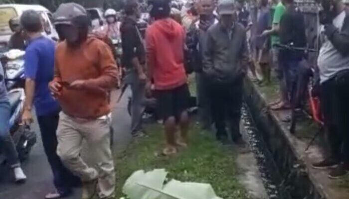 Jasad Laki-laki di Selokan Cipicung Palem Bikin Heboh