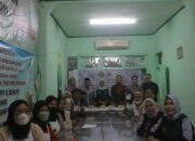 Pancing Kreativitas, Dosen Unsil dan LPK Gemilang Latih Warga Buat Brownies Kangkung