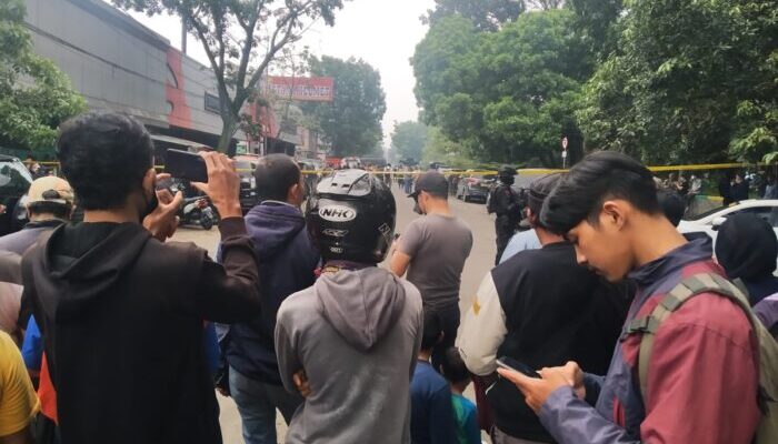 Bom Meledak, Warga Sekitar Mapolsek Astanaanyar Menduga Tabung Gas