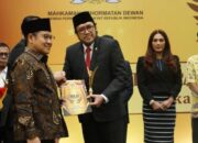 Dongkrak Citra dan Wibawa DPR RI, Ono Surono Raih Anugerah MKD Awards 2022