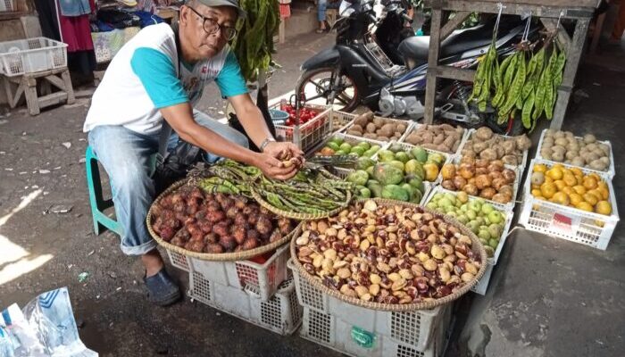 Berapa Harga Jengkol Menjelang Nataru?