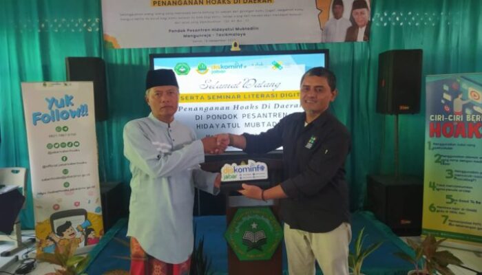 Saber Hoaks Jabar Kenalkan Jurus Tangkal Hoaks ke Santri Hidayatul Mubtadiin