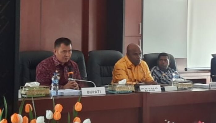 Bernhard E Rondonuwu Sampaikan Prioritas Kerja Pemkab Maybrat, Targetkan Percepatan Pembangunan dan Kesejahteraan Masyarakat 