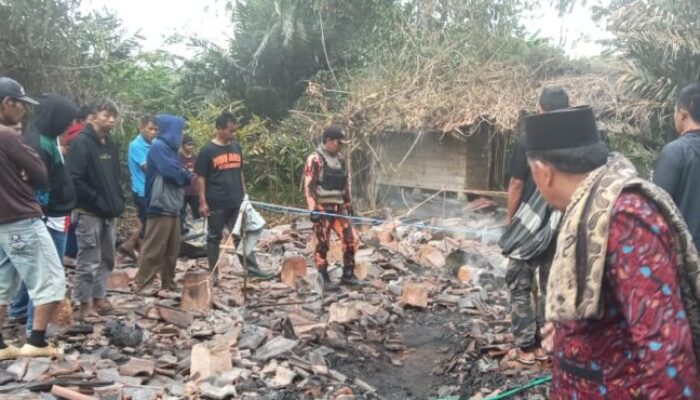 Enah Tewas Terbakar Bersama Rumahnya di Bojonggambir