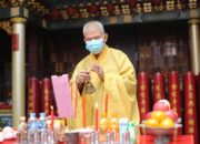 Jelang Imlek, Vihara Kota Bandung Lakukan Persiapan