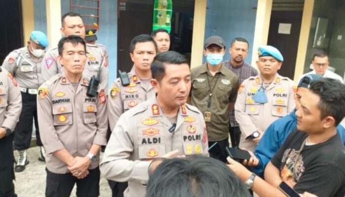 DI CIMAHI, Warga Bisa Lapor Kamtibmas Secara Langsung ke Ponsel Kapolres 