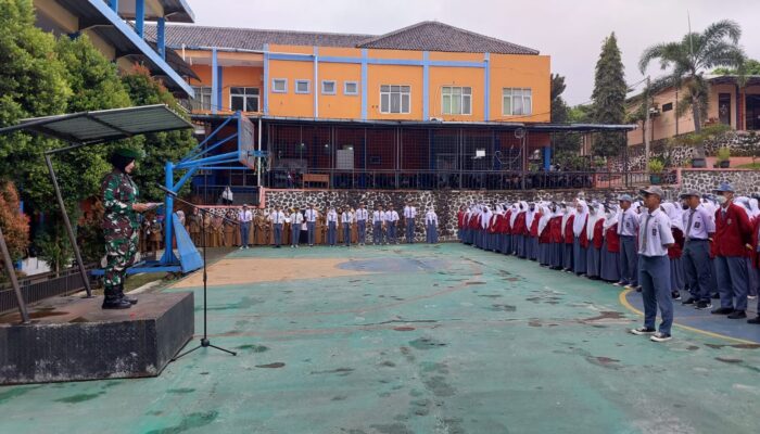 Danramil Cimahi Utara Ingatkan Siswa Pentingnya Bela Negara