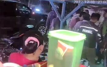 Warga laporkan Bupati Pangandaran