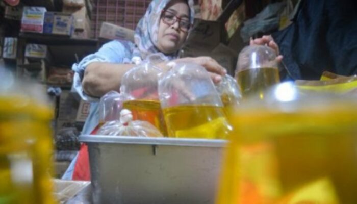 Tenang! Stok Minyak Goreng di Kota Bandung Masih Aman