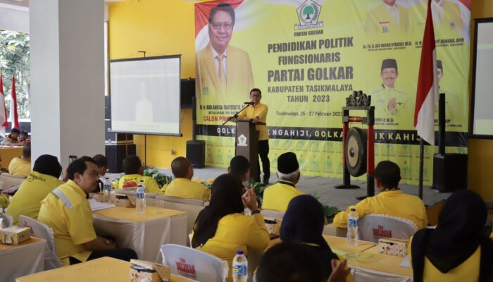 Pendidikan Politik Perkokoh Kesiapan Tempur Kader Golkar