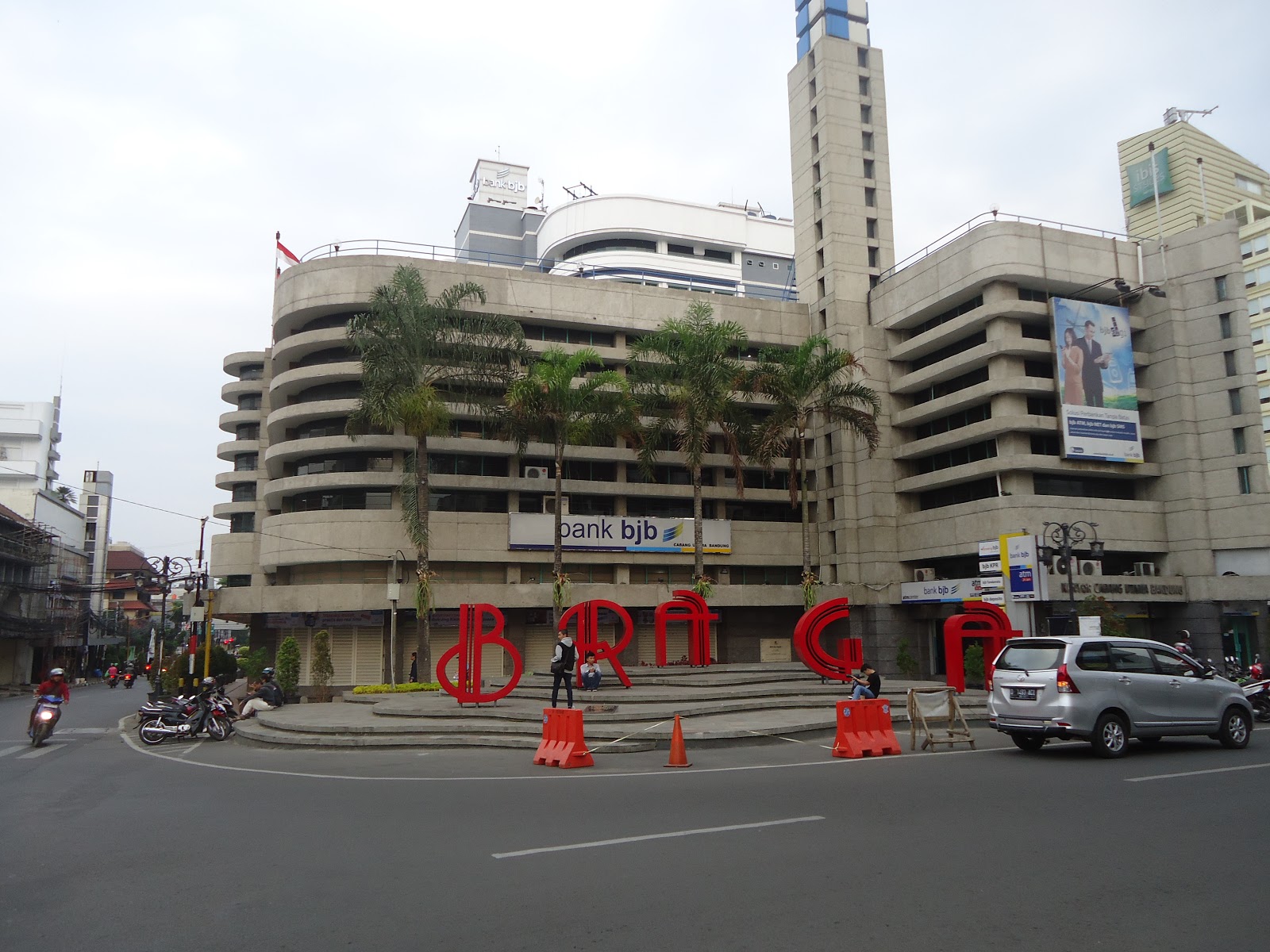 kasus pencurian uang