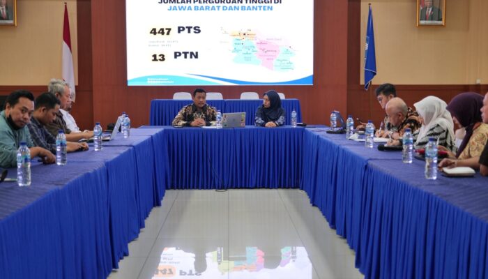 Optimalkan Pemberitaan Secara Masif, LLDIKTI IV Jabar dan Banten Gelar FGD dengan Wartawan