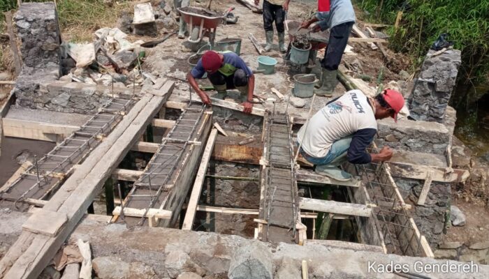 SUMEDANG: Pembangunan Jembatan di Gendereh Buahdua, Warga Bersyukur
