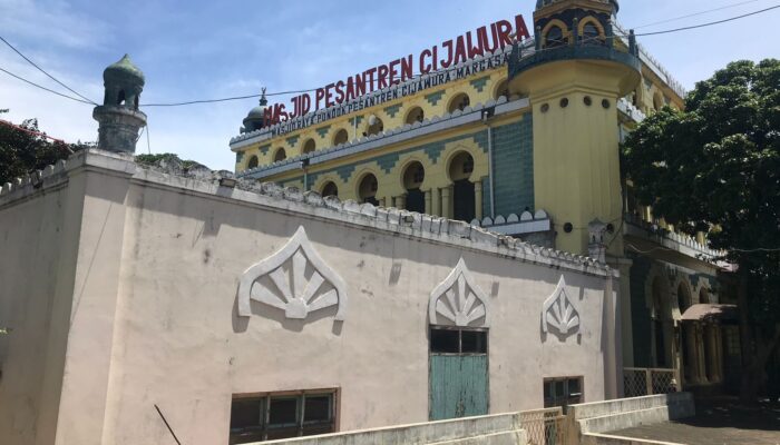 Masjid Pesantren Cijawura Buahbatu, Tertua di Kota Bandung