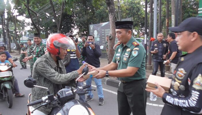 Kodim 0614 Kota Cirebon Bersama HDCI, Bagikan Takjil Buka Puasa