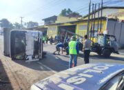 Mobil Box Terguling di Jalan Raya Tanjungsari, Ini Kronologisnya