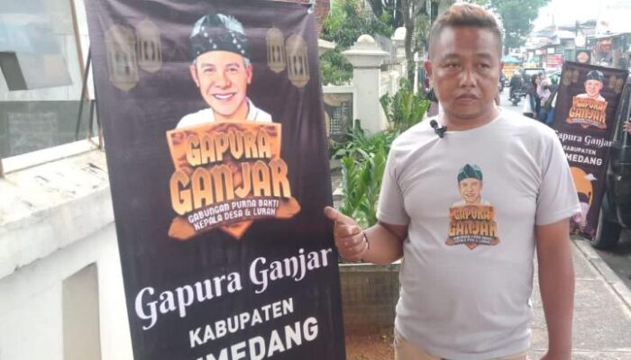 Mantan Kades dan Lurah di Jabar Pendukung Ganjar Pranowo, Bagikan Takjil Puasa