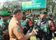 MAYBRAT: Bernhard Sambut Personil Yonif 133/YS dan Yonif 623/BWU