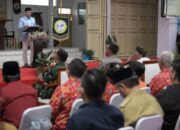Gubernur Serahkan Perizinan Pembangunan Gereja di Bekasi