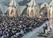 Lebaran 2023, Pengunjung Masjid Raya Al Jabbar, 4 Hari Capai Ratusan Ribu Orang