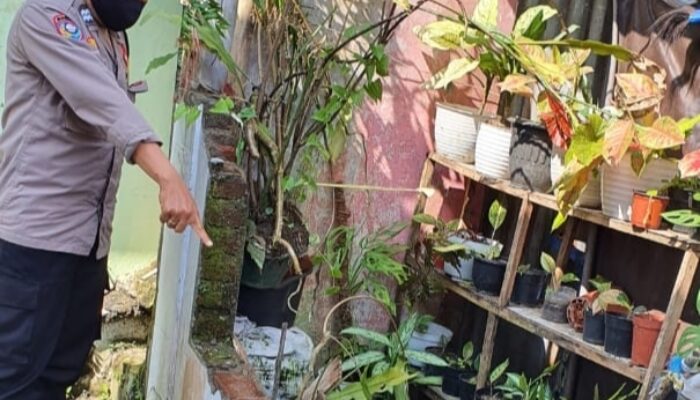 Gegara Cemburu, Rumah di Padasuka Dirusak Pakai Pedang